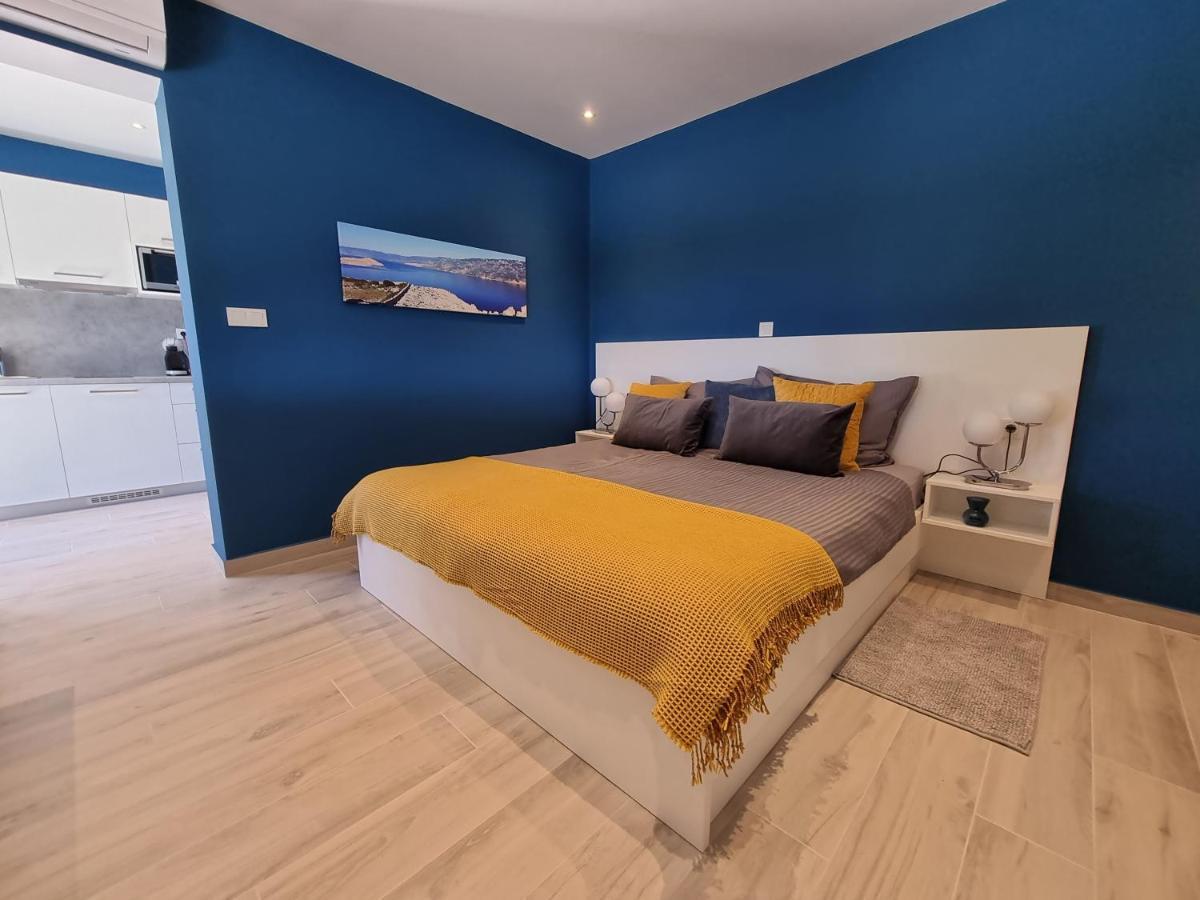 Apartments Suha Punta - Villa Babalonija Kampor Εξωτερικό φωτογραφία
