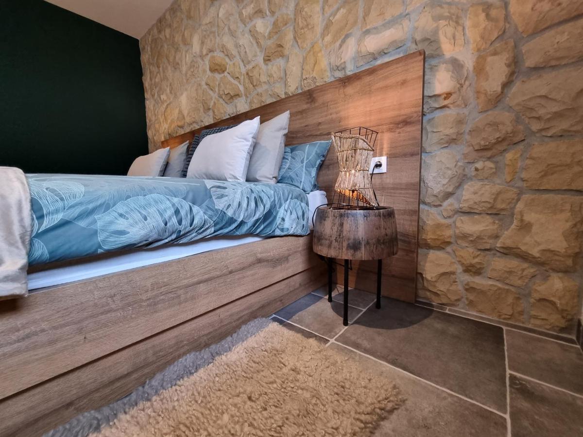 Apartments Suha Punta - Villa Babalonija Kampor Εξωτερικό φωτογραφία