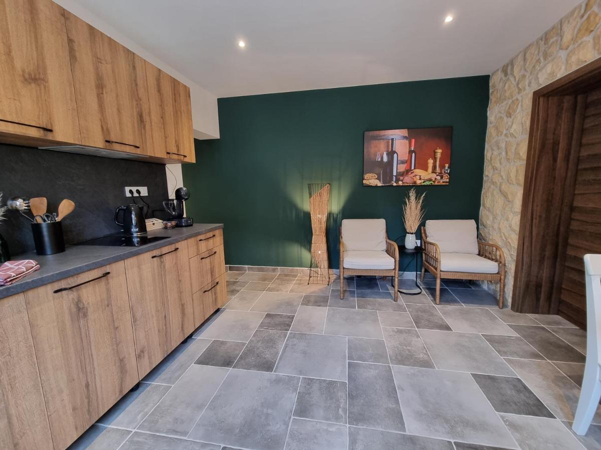 Apartments Suha Punta - Villa Babalonija Kampor Εξωτερικό φωτογραφία