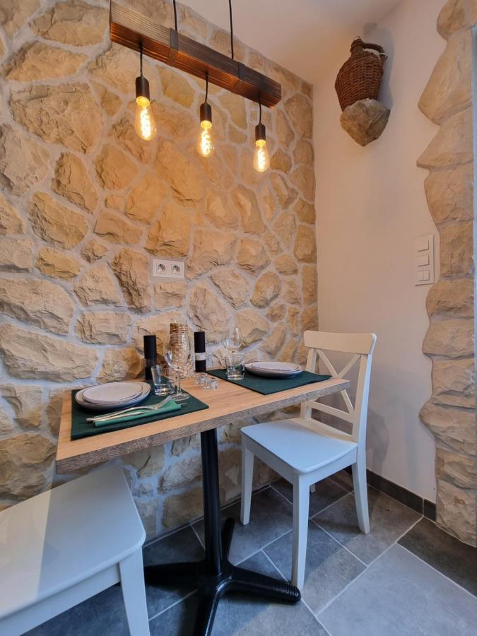 Apartments Suha Punta - Villa Babalonija Kampor Εξωτερικό φωτογραφία