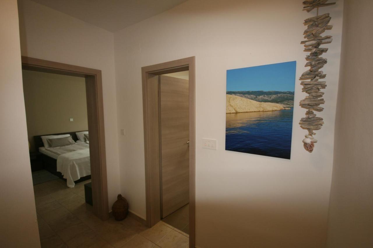 Apartments Suha Punta - Villa Babalonija Kampor Εξωτερικό φωτογραφία